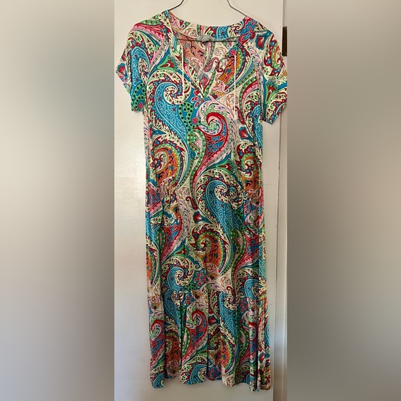 SHEIN Dresses & Skirts - Paisley maxi dress